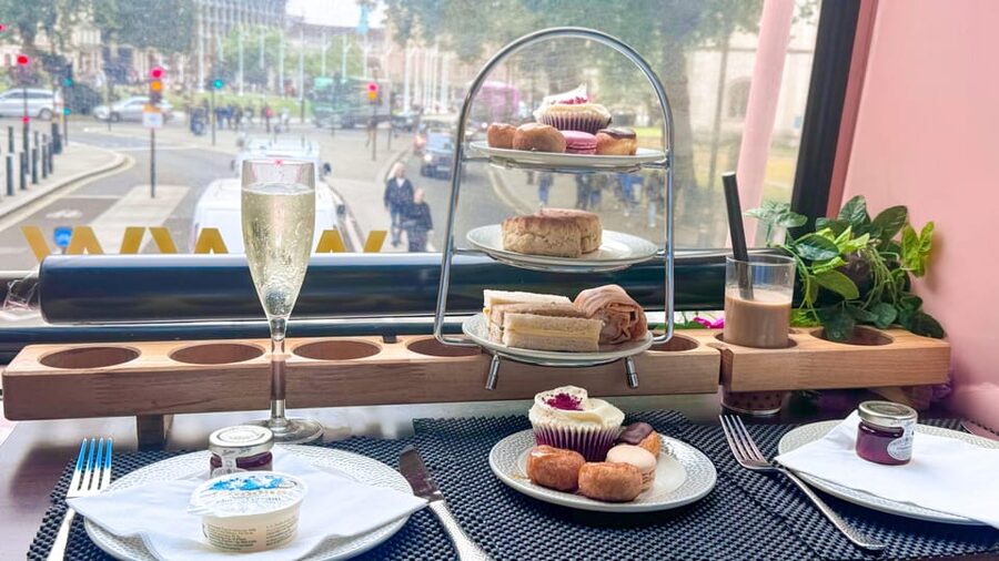 London: Taylor Swift-Inspired Afternoon Tea Bus Tour - A Swiftie afternoon with London outside the window