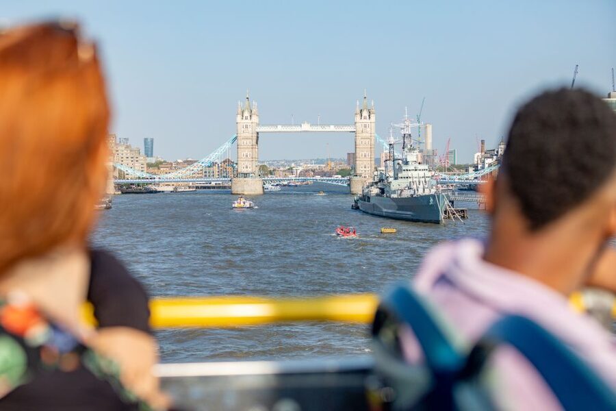 London: Tootbus Hop-on Hop-off (Optional River Cruise) - The Tootbus app is more than a digital map