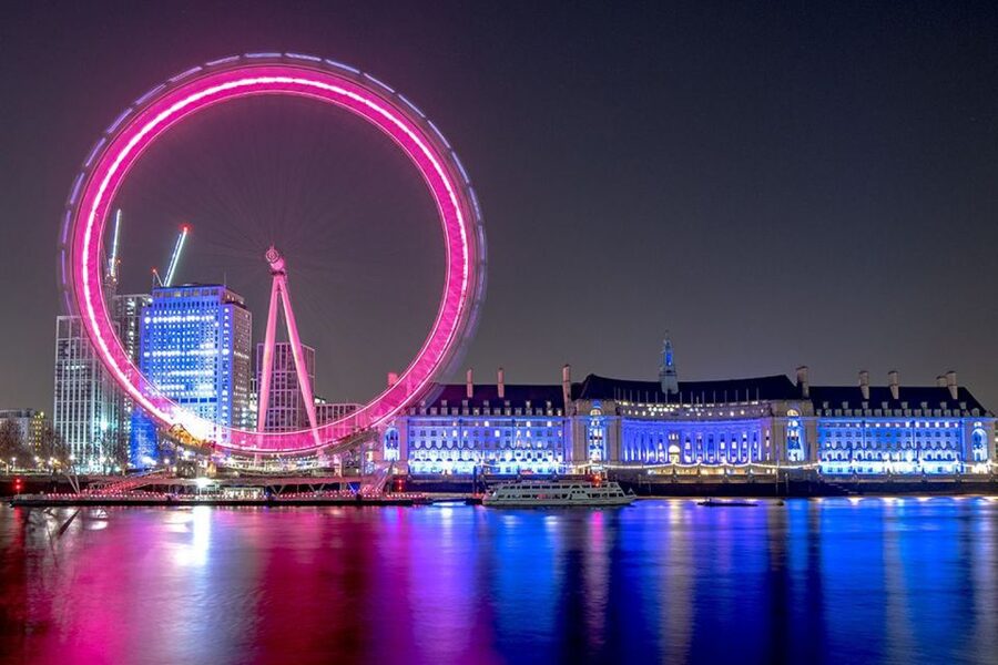 London: Tootbus London by Night Bus Tour - Seats, Wi-Fi, and the practical comfort level