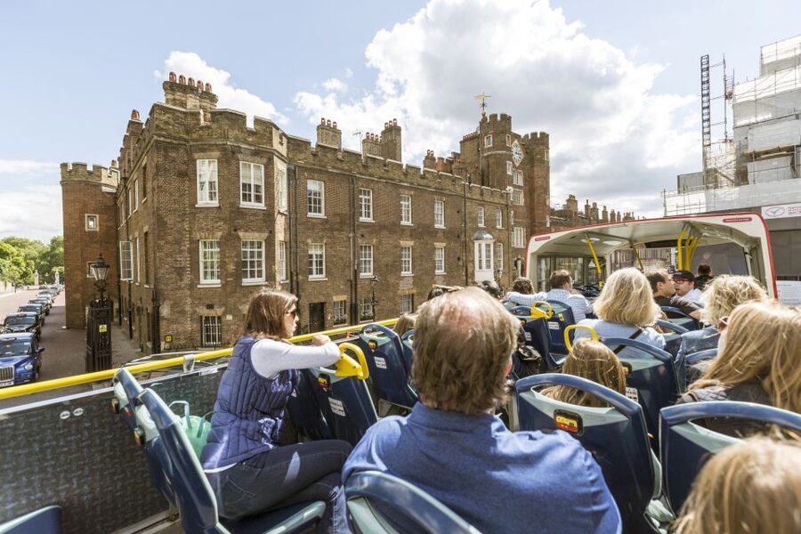 London: Tootbus Must-See Hop-On Hop-Off Bus Tour with Cruise - St. Paul’s, the Tower of London, and Tower Bridge