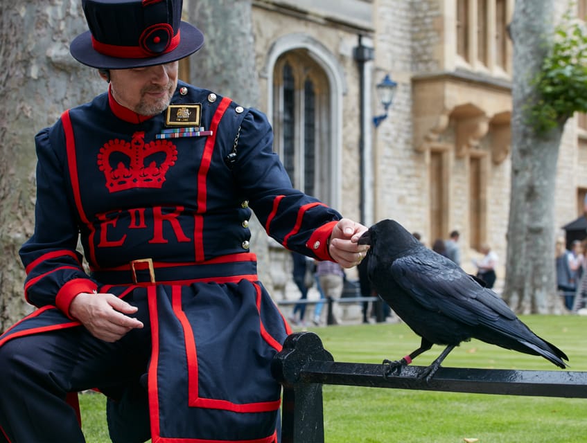 London: Tower of London, Hop-on, Hop-off Bus & River Cruise - The main drawbacks to plan around