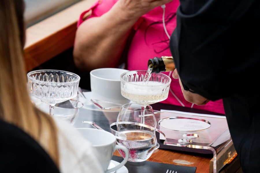 London: Traditional Afternoon Tea Tour in a Luxury Coach - Tower Bridge and the Tower of London