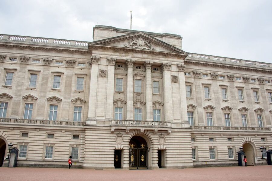 London: Vintage Bus Tour and London Eye Ticket - The Thames boat ride and London from the water