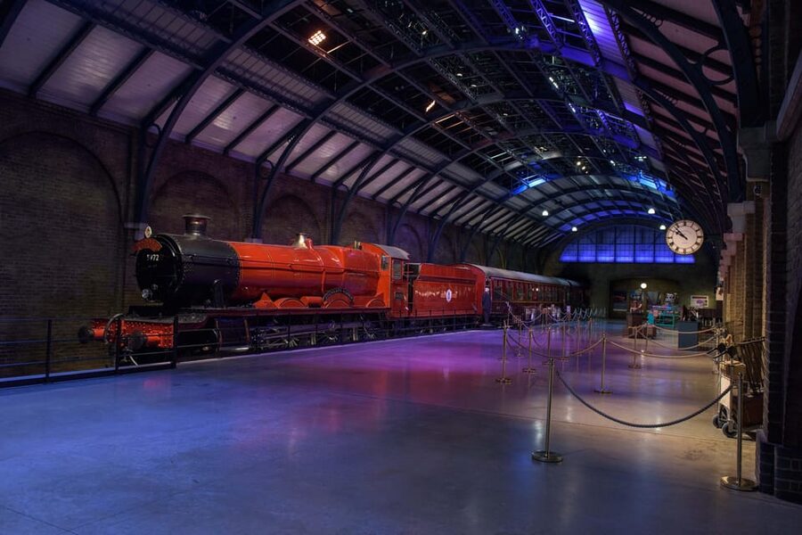London: Warner Bros. Studio Harry Potter Tour with Transfers - The real magic is behind the scenery