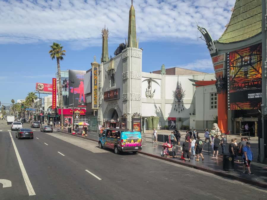 Los Angeles: Celebrity Homes and Hollywood Open-Air Bus Tour - The open-air bus: comfort, views, and weather