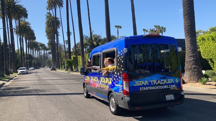 Los Angeles: Hollywood and Beverly Hills Guided Bus Tour - Practical advice for a better ride