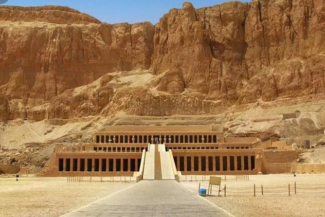 Luxor Full Day Sightseeing Tour by Bus from Hurghada - Hatshepsut’s temple and the story of a female ruler