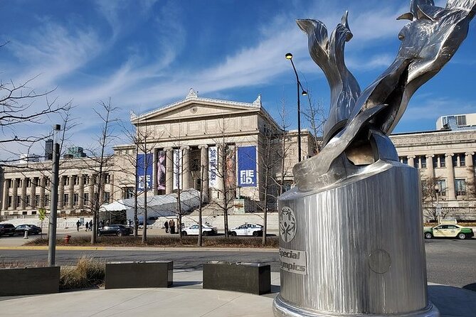 Luxury Minibus Chicago City Tour - Museum Campus gives you the best photo stop