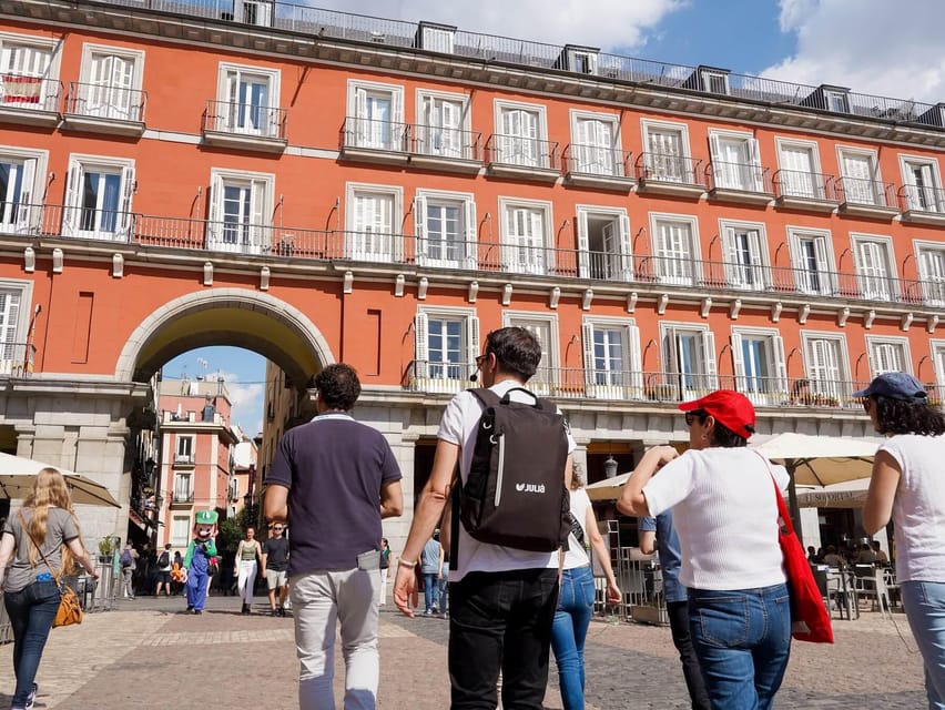 Madrid: 4-Hour Bus Tour with Royal Palace Admission - The Royal Armoury and the Armory Square view