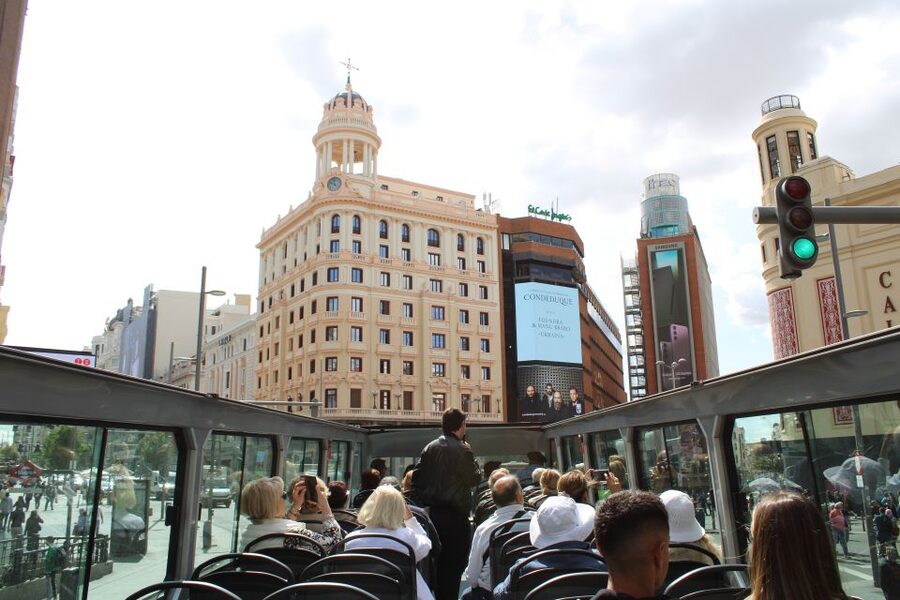 Madrid: Open-Top Big Bus Sightseeing Tour with Live Guide - The key detail: this is not hop-on hop-off