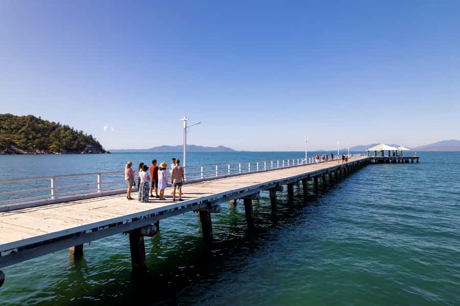 Magnetic Island: Guided Bus Tour with Morning Tea - A sensible first look at Magnetic Island