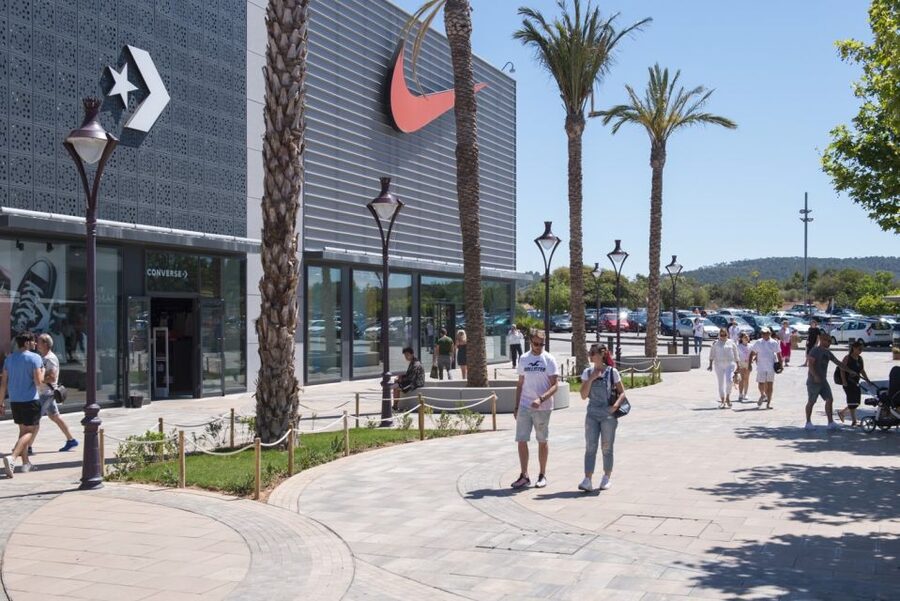 Mallorca: Fashion Outlet Shopping Excursion by Bus - Is $34 a fair price?