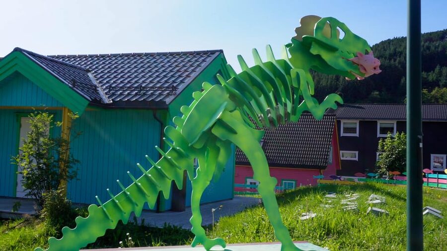 Måløy: Electric Minibus Tour to Kannesteinen - Key points at a glance