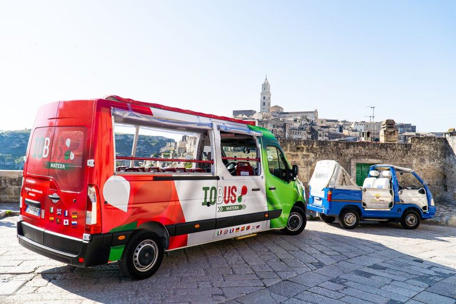Matera: Open Top Bus Tour with Entrance to Casa Grotta - Piazza Vittorio Veneto and the modern city