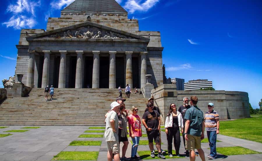 Melbourne: City Highlights Group Tour by Bus - Key points at a glance