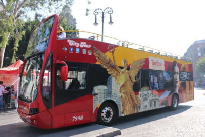 Hop-on Hop-off Bus Tour