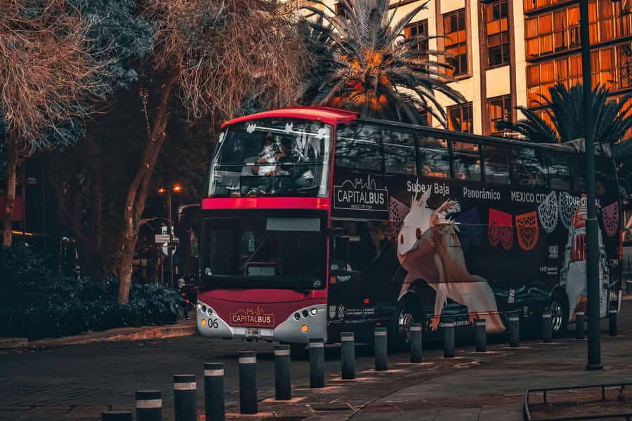 Mexico City: Night Bus Tour - What the $11 price really buys you
