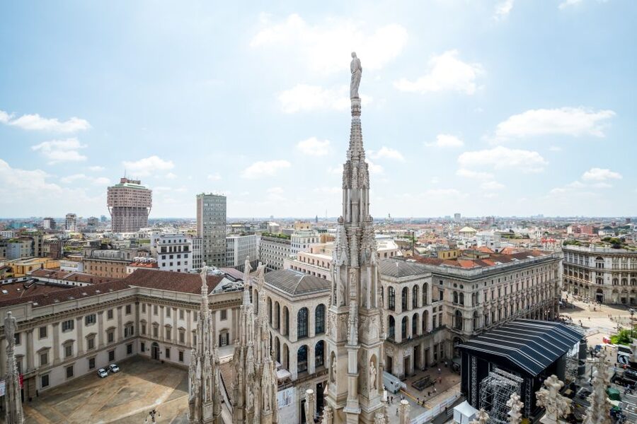 Milan: Duomo & Rooftop Tour with Optional Hop-On Hop-Off Bus - Why Milan’s Duomo deserves a place in your plan