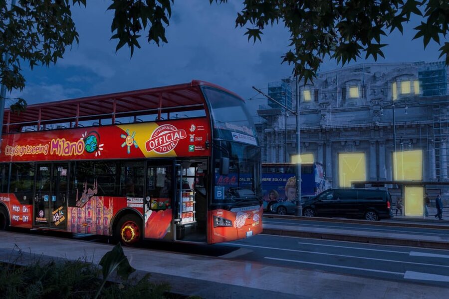 Milan: Night Tour by Bus - What $22 buys you in Milan