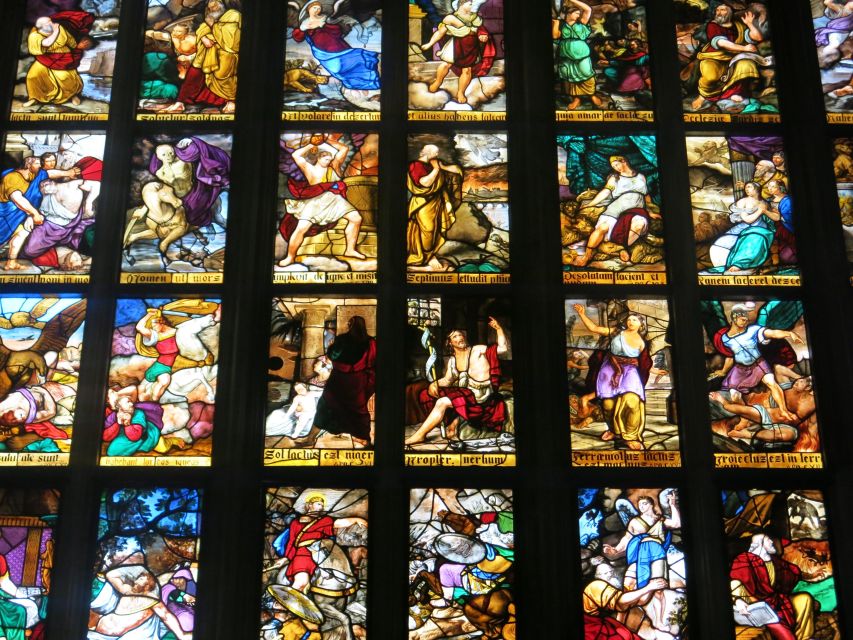 Milan: Skip-the-Line Duomo Guided Tour & Hop-on Hop-off Bus - Who will enjoy this tour most?
