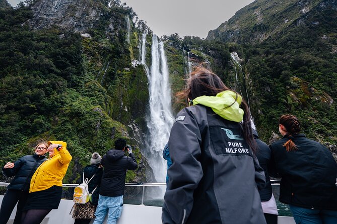 Milford Sound Coach and Cruise tour from Queenstown - The Milford Sound catamaran cruise