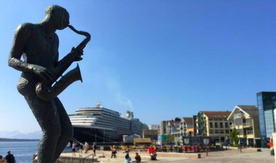 Molde: Atlantic Ocean Road & Varden Audio Guide Bus Tour - Why this Molde tour works well for cruise days