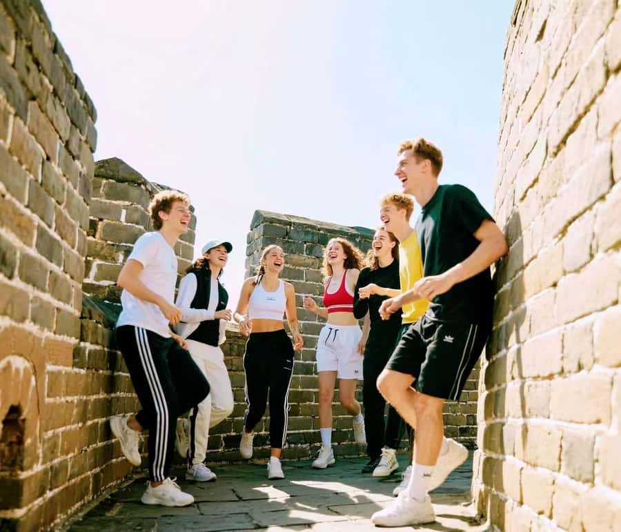 Mutianyu Great Wall Bus Trip+Ticket 7/8/9/10/13/13:30/15:30 - What the guide adds to the day