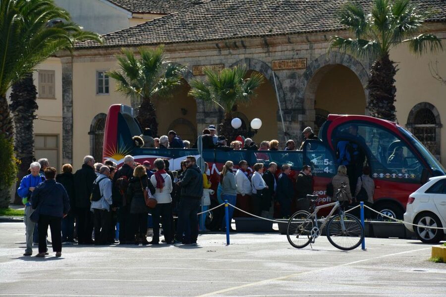Nafplio Hop On Hop Off Bus Tour - Exploring Nafplio’s old town and central stops