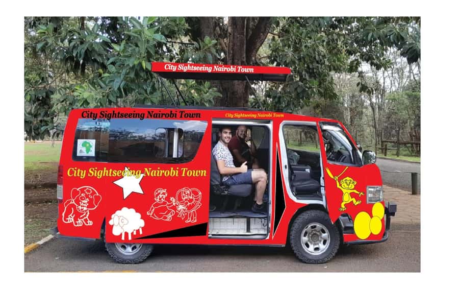 Nairobi: Hop on Hop off and Maasai market Collections Visit - Starting at the National Museum