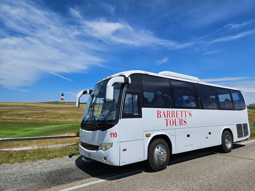 Nantucket: Historical Landmarks Sightseeing Bus Tour - What the guide adds to the ride
