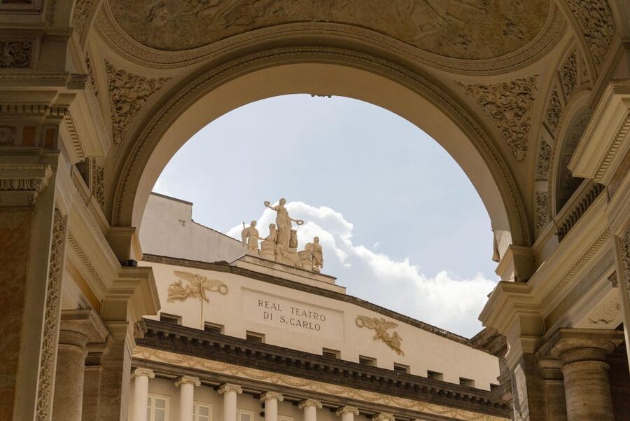Naples from Rome - 1Day: High Speed Train & Hop On Hop Off - The high-speed train to Naples