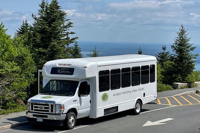 Narrated Bus Tour of Bar Harbor and Acadia National Park - Key points at a glance
