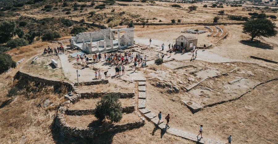 Naxos: Highlights Bus Tour with Free Time for Lunch and Swim - Damalas: olive oil and traditional pottery