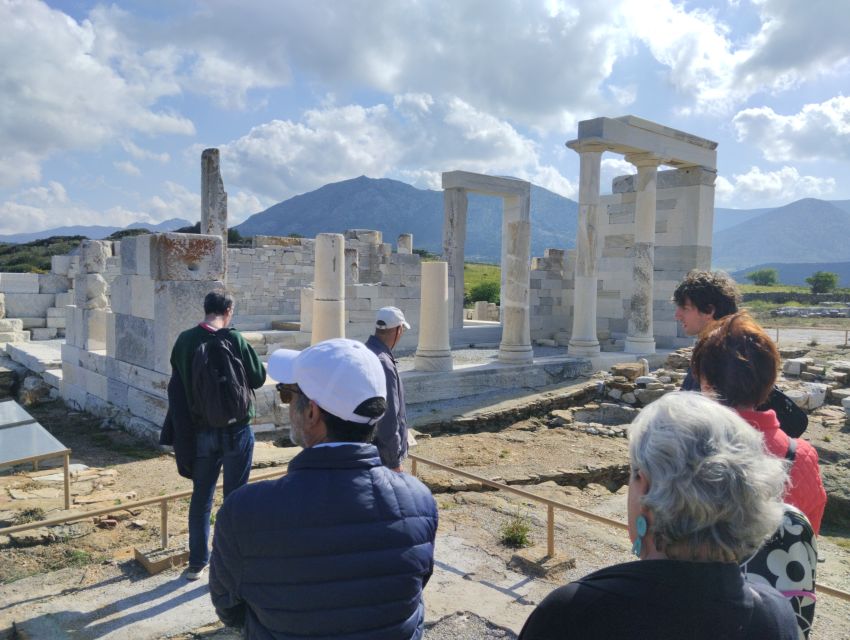 Naxos: Highlights Bus Tour with Free Time for Lunch and Swim - Chalki and the old Vallindras distillery