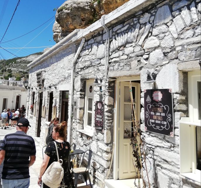 Naxos Island: Full–Day Historical Bus Tour - Starting the day: fixed pickups across Naxos
