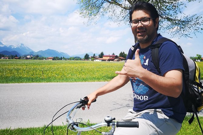 Neuschwanstein Castle by Bus Incl. Bike Ride or Hohenschwangau - Hohenschwangau as an alternative