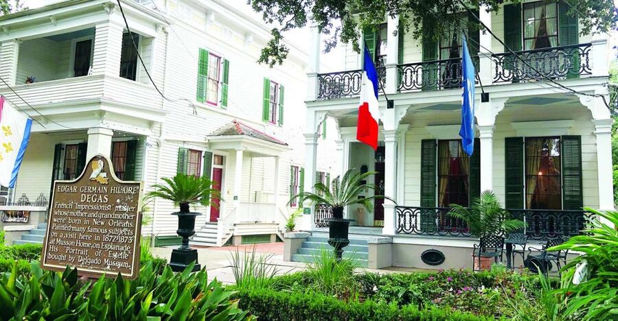 New Orleans: 2-Hour 15-Minute City and Cemetery Tour by Bus - Why this bus tour works well on a first day