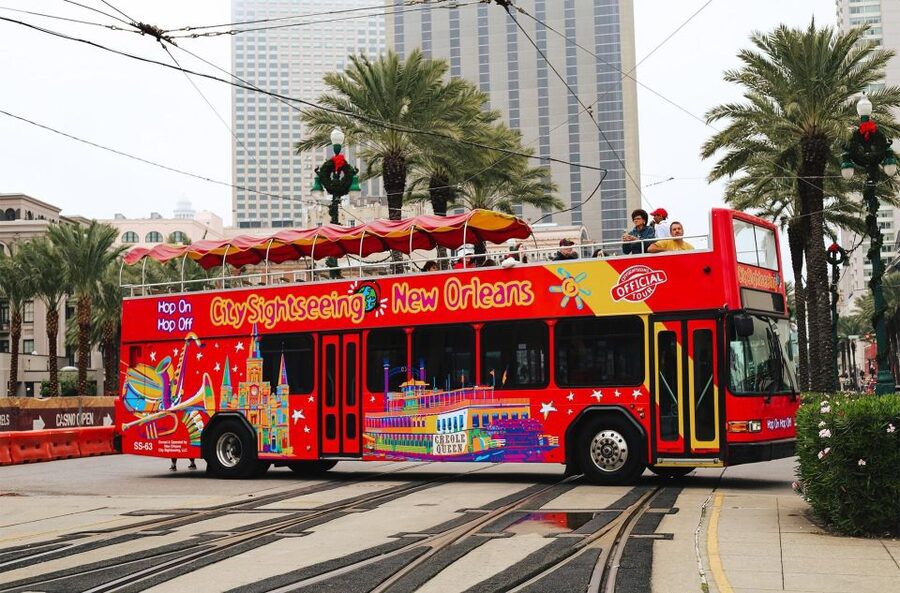 New Orleans: 2 or 3 Day Hop-On Hop-Off Bus with Walking Tour - Riding the full 90-minute loop