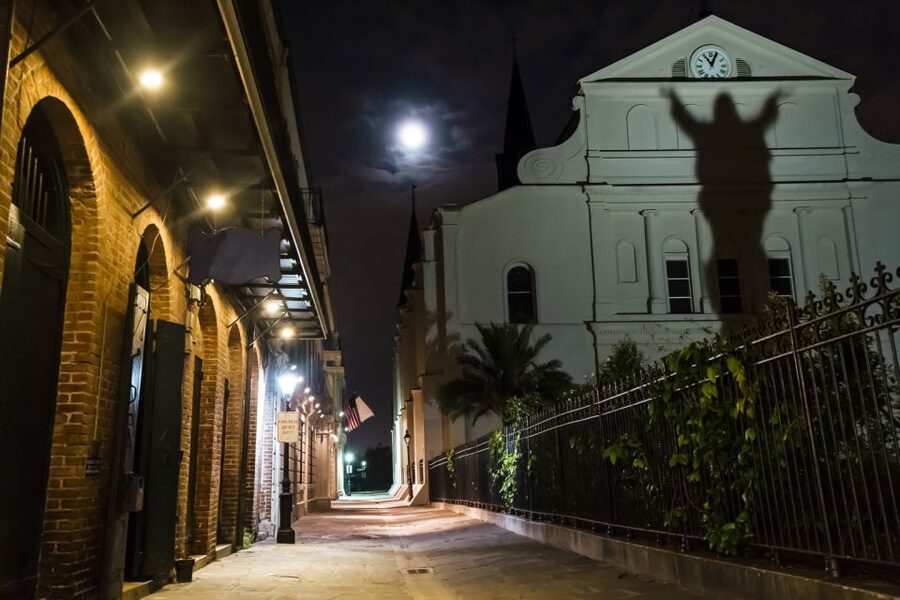 New Orleans: Cemetery Bus Tour At Dark with Exclusive Access - How the guide shapes the night