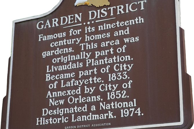 New Orleans City and Cemetery 2-Hour Bus Tour - City Park, mossy oaks, and a quick Cafe Du Monde break