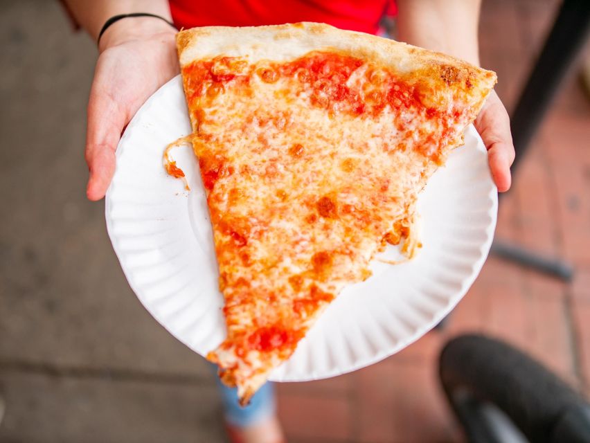 New York City: Half-Day Pizza Bus Tour - The history and science behind the crust