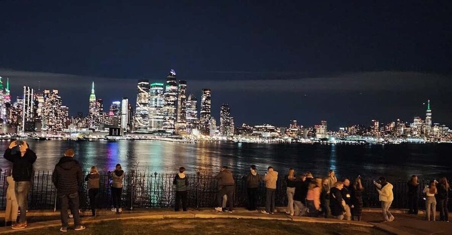 New York City Night Views - A panoramic hop-on-hop-off tour - Starting at 800 7th Avenue in Midtown