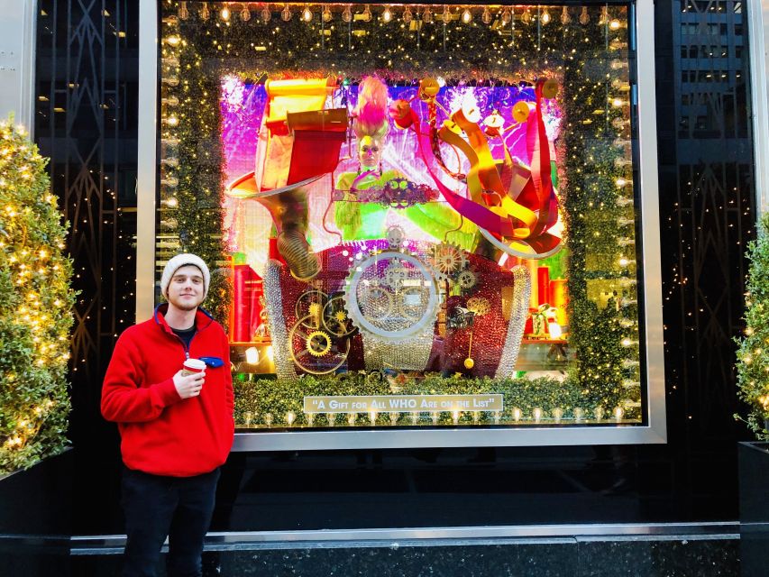 New York Holiday Lights and Movie Sites Bus Tour - Fifth Avenue windows and the best holiday displays