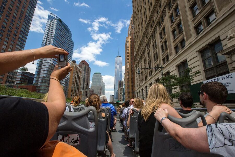 New York: Hop-on Hop-off Sightseeing Tour by Open-top Bus - The Downtown Loop: Lower Manhattan from Battery Park to Hudson Yards