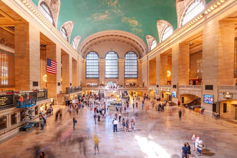 New York: Manhattan Guided Bus Tour - Midtown brings the classic New York symbols