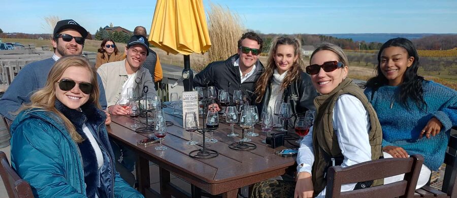 NON-BUS MOVIE STARS Leelanau Peninsula Sunset Wine Tour - A practical plan for the afternoon