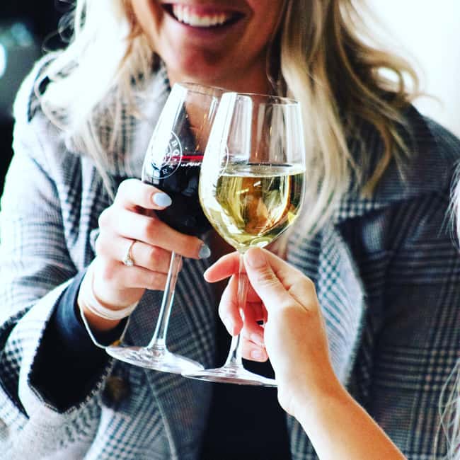 NON BUS White Wine Lover Old Mission Traverse City Wine Tour - Brys Estate and Bonobo Winery options