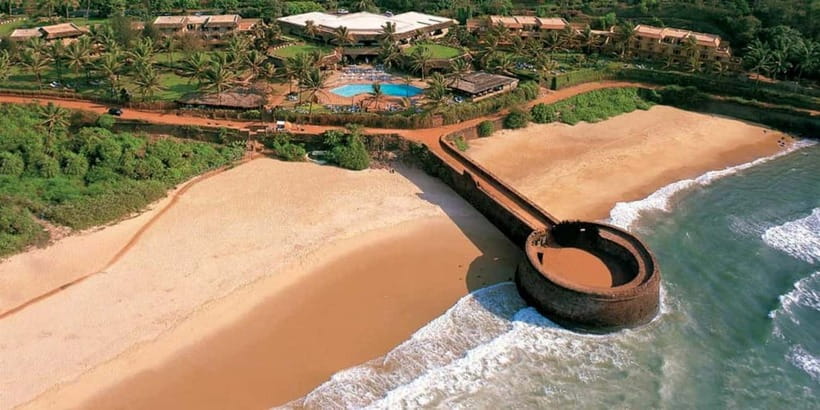 North Goa: Sightseeing Tour Sharing Coach - Starting the day around Baga, Calangute, Candolim, or Arpora