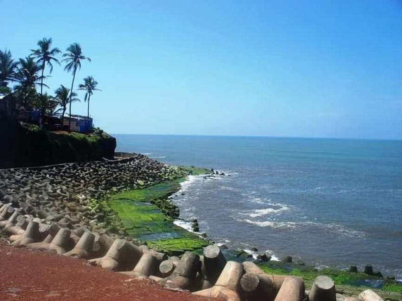 North Goa: Sightseeing Tour Sharing Coach - Calangute and Baga: Goa’s busiest beach experience