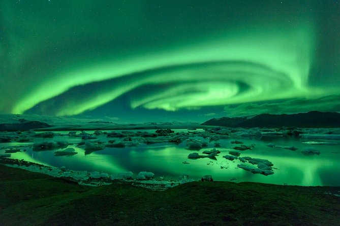 Northern Lights Guided Bus Tour from Reykjavik - Who should book this tour?